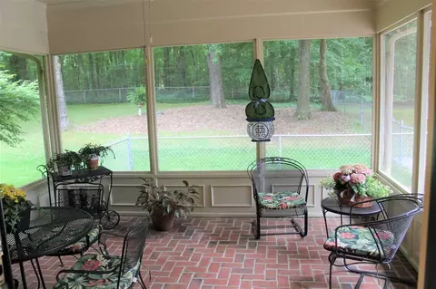 607 E Spring St, Oxford, NC 27565 photo 7