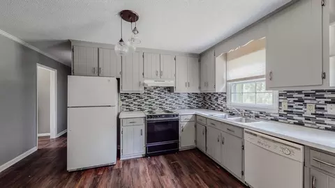 3615 Rivermont Rd, Durham, NC 27712 photo 6