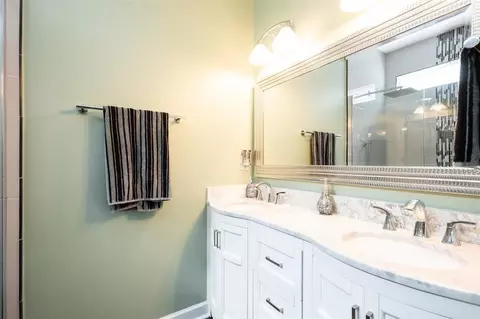 12412 Tetons Ct, Durham, NC 27703 photo 7