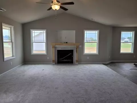 51 Falling Leaf Ln, Benson, NC 27504 photo 4