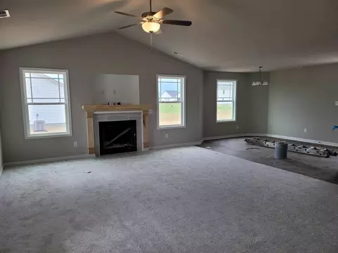 51 Falling Leaf Ln, Benson, NC 27504 photo 3