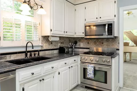 72 Brightleaf Ct, Angier, NC 27501 photo 7