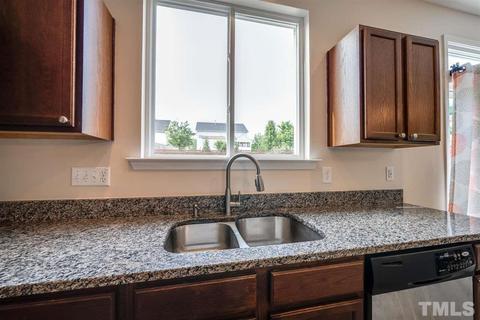 715 Ashburn Ln, Durham, NC 27703 photo 7