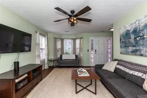 8 Epping Ct, Durham, NC 27703 photo 3