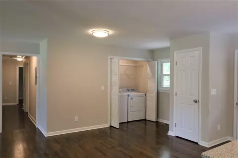 807 Lindley Dr, Durham, NC 27703 photo 15