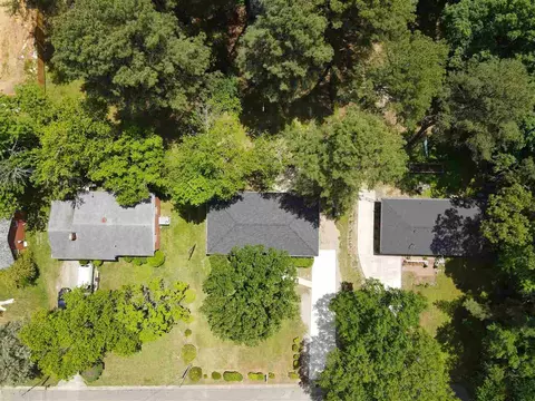 807 Lindley Dr, Durham, NC 27703 photo 4
