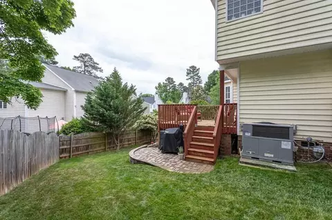 8908 Castleton Ln, Raleigh, NC 27615 photo 24