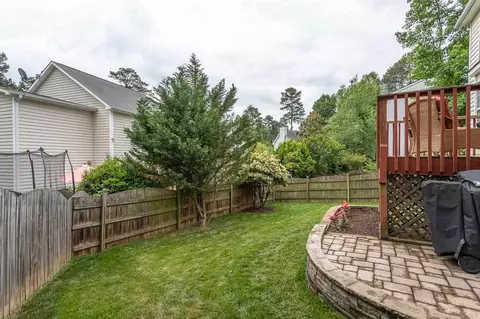 8908 Castleton Ln, Raleigh, NC 27615 photo 25