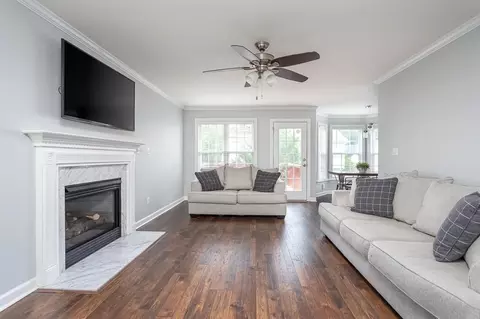8908 Castleton Ln, Raleigh, NC 27615 photo 8