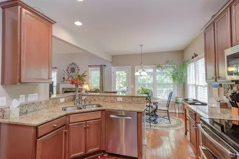 1603 Eagle Lodge Ln, Durham, NC 27703 photo 8
