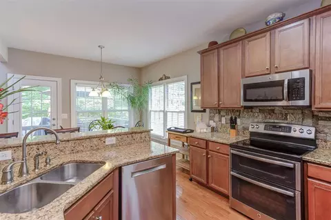 1603 Eagle Lodge Ln, Durham, NC 27703 photo 9