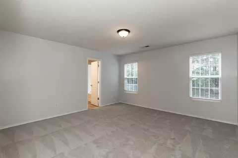 3009 Skybrook Ln, Durham, NC 27703 photo 2