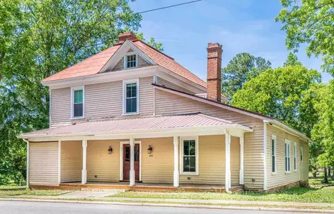 403 E Green St, Franklinton, NC 27525 photo 2