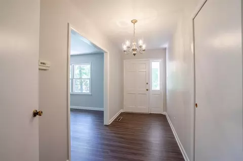137 Chateau Rd, Durham, NC 27704 photo 5