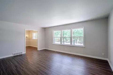 137 Chateau Rd, Durham, NC 27704 photo 6