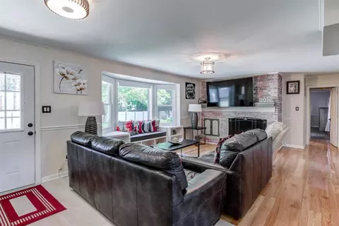 415 Pecan Dr, Selma, NC 27576 photo 4