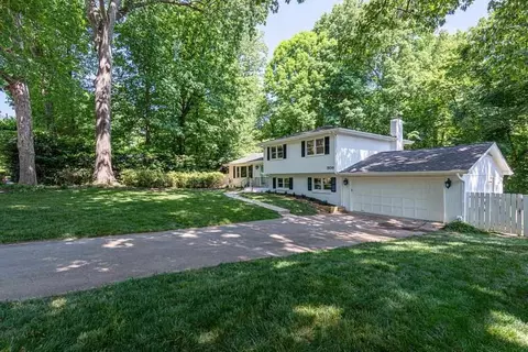 509 Compton Rd, Raleigh, NC 27609 photo 2