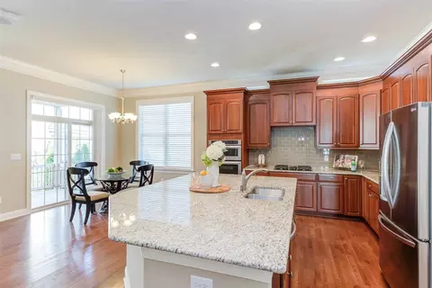 898 Bend Dr, Durham, NC 27713 photo 4