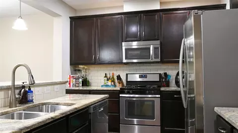 716 Sidepark St, Durham, NC 27703 photo 7