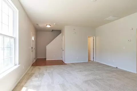 19 Hidden Meadow Ct, Durham, NC 27704 photo 6