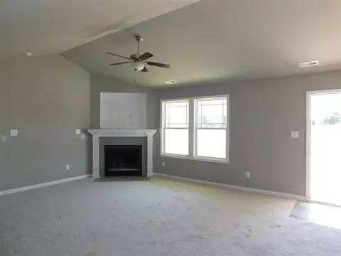 35 Falling Leaf Ln, Benson, NC 27504 photo 3