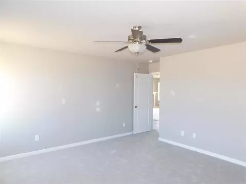 35 Falling Leaf Ln, Benson, NC 27504 photo 8