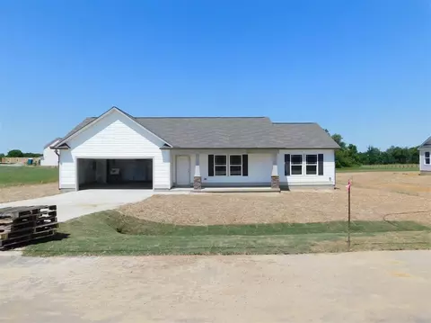 35 Falling Leaf Ln, Benson, NC 27504 photo 1