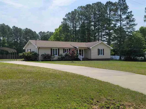 1046 Tarheel Rd, Benson, NC 27504 photo 1