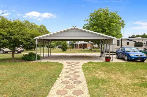 21 Prospect Ln, Dunn, NC 28334 photo 2