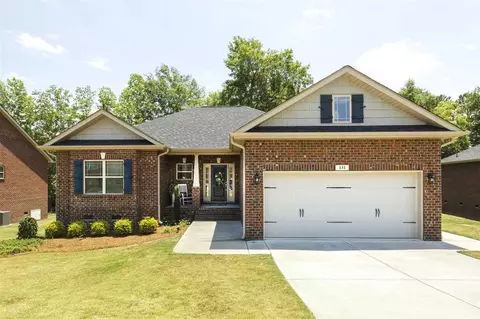 131 Colonade Ct, Benson, NC 27504 photo 1