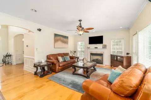 5016 Windsor Ct, Elon, NC 27244 photo 9