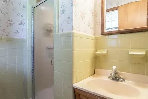 4110 W Cornwallis Rd, Durham, NC 27705 photo 16