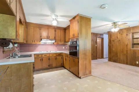 4110 W Cornwallis Rd, Durham, NC 27705 photo 10