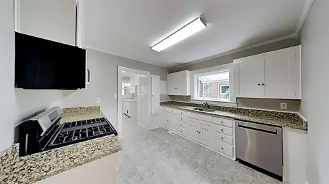 206 E Parker St, Smithfield, NC 27577 photo 5