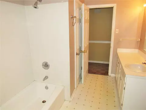 511 Andover Rd, Durham, NC 27712 photo 21