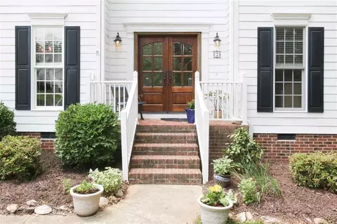 2 Arcola Ln, Durham, NC 27705 photo 2