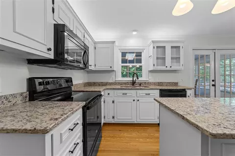 2319 Umstead Rd, Durham, NC 27712 photo 5