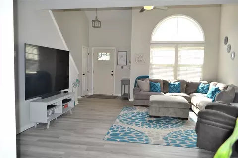 5437 Pageford Dr, Durham, NC 27703 photo 3