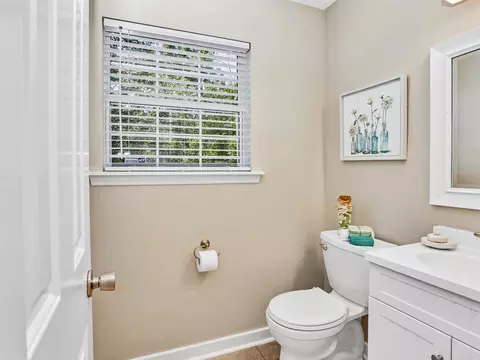 4237 Bluffs Ln, Durham, NC 27712 photo 18