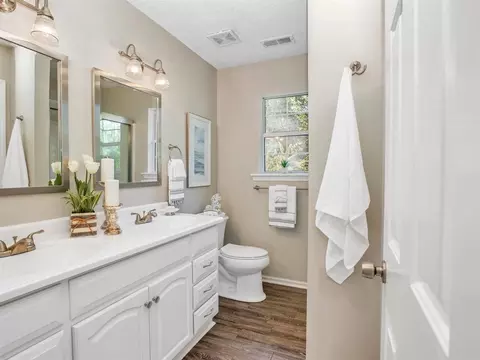 4237 Bluffs Ln, Durham, NC 27712 photo 21