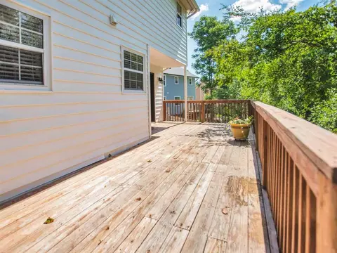 4237 Bluffs Ln, Durham, NC 27712 photo 6
