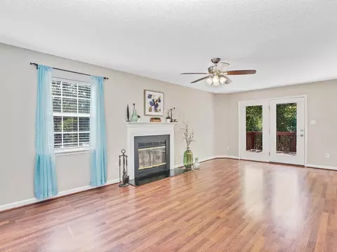 4237 Bluffs Ln, Durham, NC 27712 photo 7