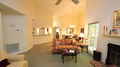 13 Kings Mount Ct, Durham, NC 27713 photo 9