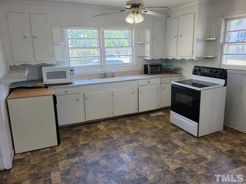 509 N Fourth St, Smithfield, NC 27577 photo 18