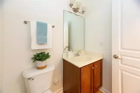 617 Poplar St, Durham, NC 27703 photo 9