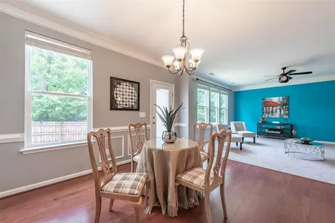 16 White Spruce Ct, Durham, NC 27703 photo 9