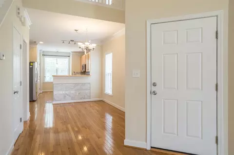 4310 Flintlock Ln, Durham, NC 27704 photo 4