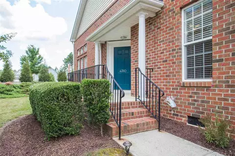 4310 Flintlock Ln, Durham, NC 27704 photo 3