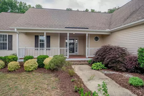 27 Lawrence Ct, Smithfield, NC 27577 photo 3