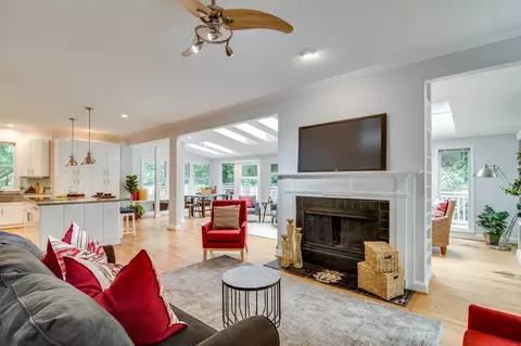 2501 Tryon Rd, Durham, NC 27705 photo 6